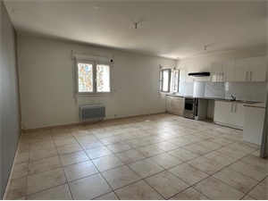 t3 à la location -   13013  MARSEILLE, surface 55 m2 location t3 - UBI478336343
